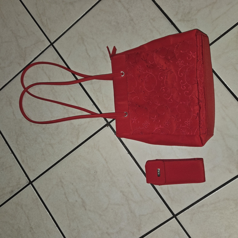 Croft & Barrow Red Tote Bag with Vibrant Design